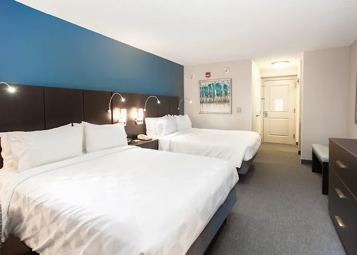Hotel & Conference Center North By Ihg 3*