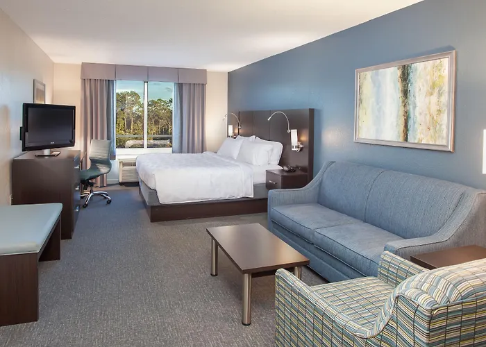 Hotel & Conference Center North By Ihg 3*