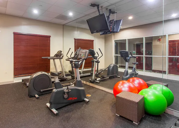 Hotel & Conference Center North By Ihg