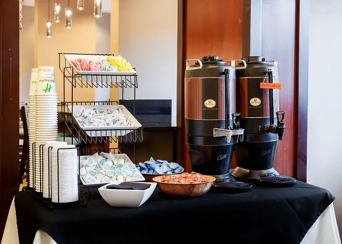 & Conference Center North By Ihg Hotel 3*