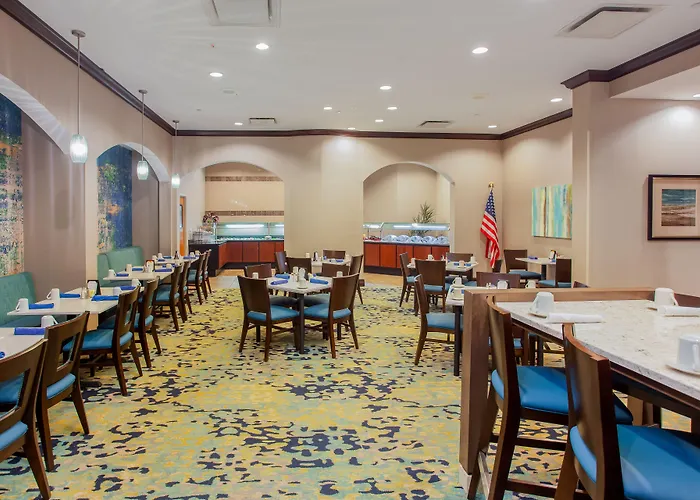 & Conference Center North By Ihg