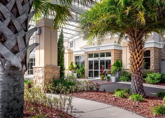 & Conference Center North By Ihg Hotel 3*