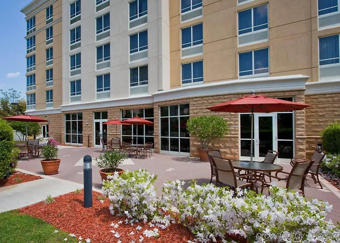 & Conference Center North By Ihg Hotel